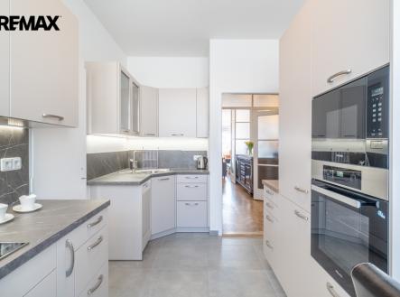 Pronájem bytu, 4+1, 120 m²