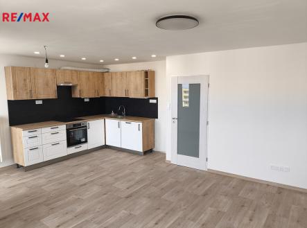 Pronájem bytu, 3+kk, 75 m²