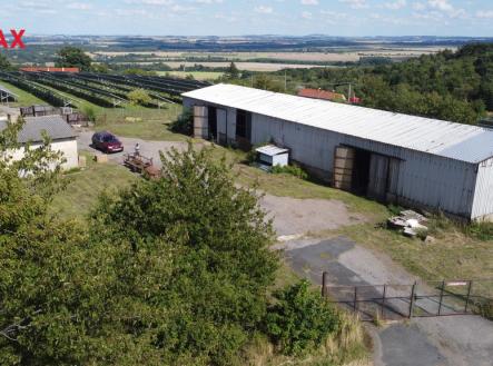 Pronájem výrobní prostor, 500 m²