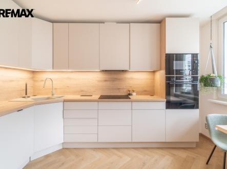 Pronájem bytu, 3+1, 63 m²