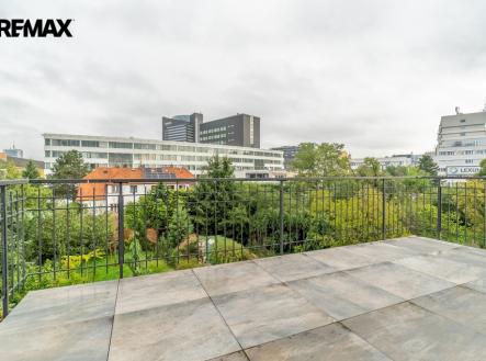 Pronájem kanceláře, 136 m²