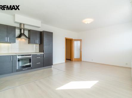Pronájem bytu, 1+kk, 39 m²