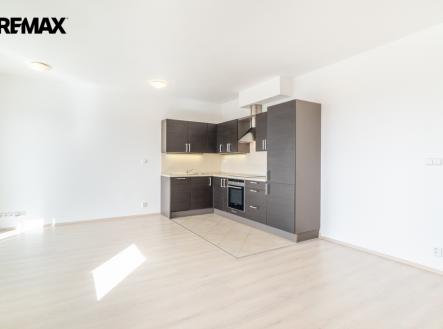 Pronájem bytu, 1+kk, 39 m²