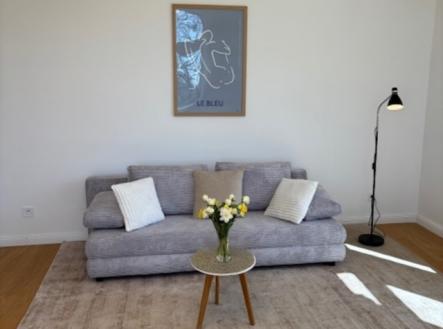 Pronájem bytu, 2+kk, 67 m²