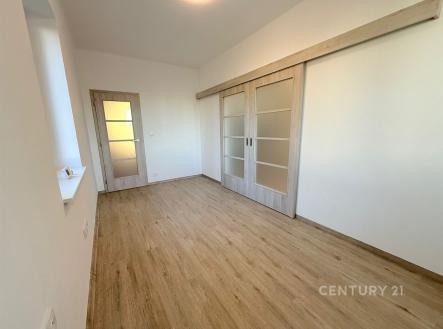 Pronájem bytu, 3+1, 77 m²