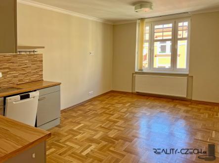 Pronájem bytu, 2+kk, 43 m²