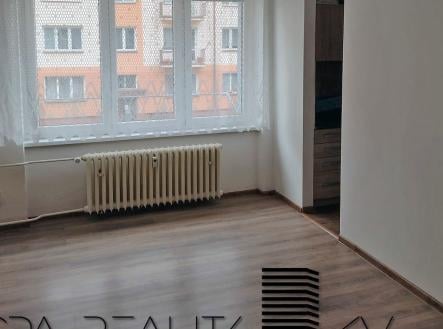 Pronájem bytu, 1+kk, 22 m²