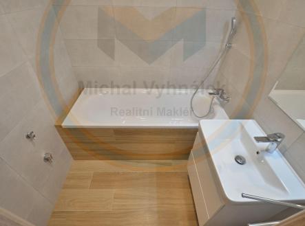 Pronájem bytu, 3+kk, 65 m²