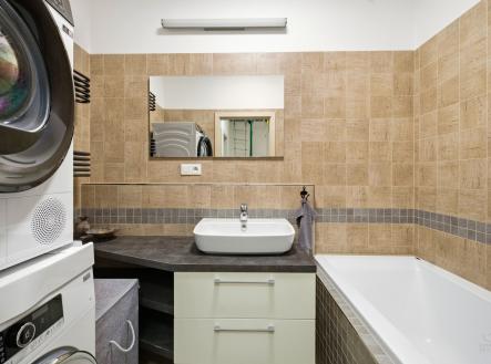 Prodej bytu, 3+kk, 64 m²