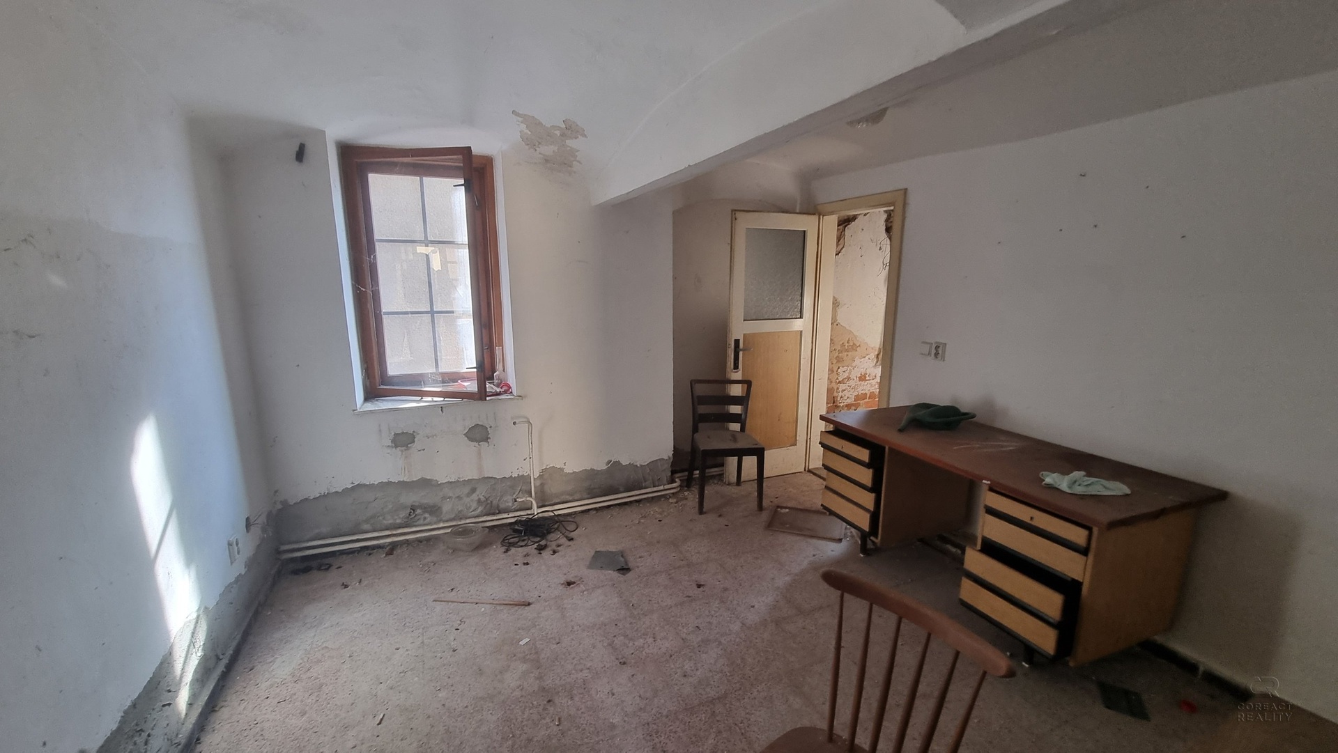 dum na byty interier 04