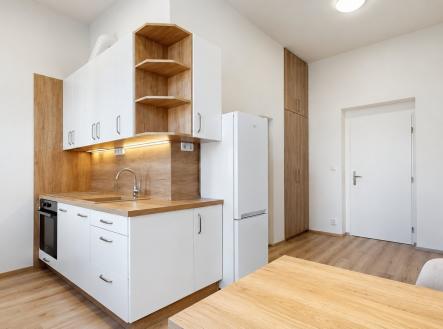 Pronájem bytu, 2+kk, 37 m²
