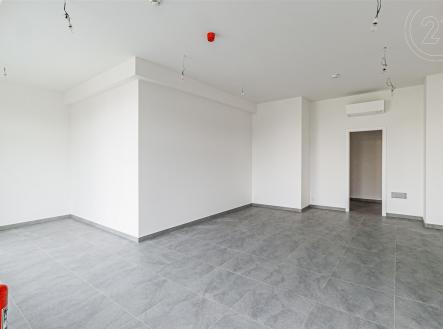 Pronájem - obchodní prostor, 36 m²