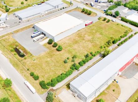Prodej pozemku pro komerční výstavbu, 8 000 m²