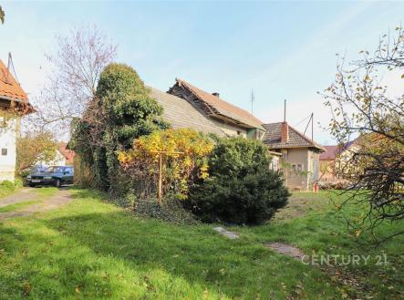 Prodej pozemku pro bydlení, 1 607 m² obrázek