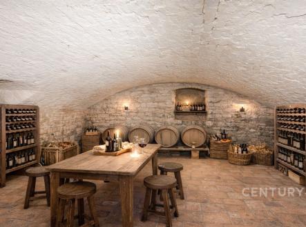 Prodej nájemního domu, 1 380 m²