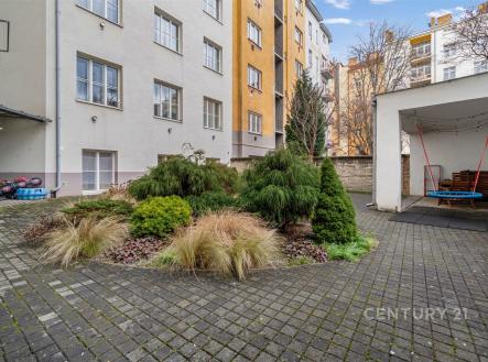 Prodej bytu, 3+kk, 65 m²