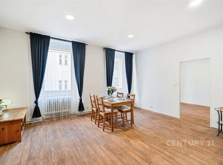 Pronájem bytu, 2+kk, 70 m²