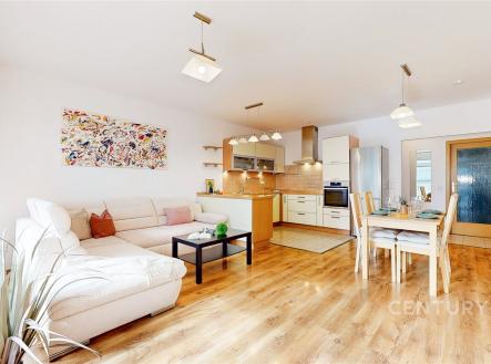 Pronájem bytu, 3+kk, 74 m²