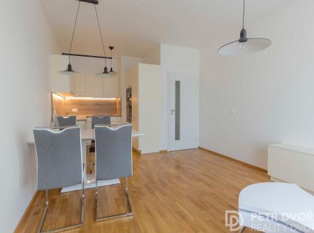 Pronájem bytu, 2+kk, 50 m²