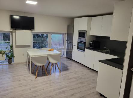 Pronájem bytu, 2+kk, 55 m²