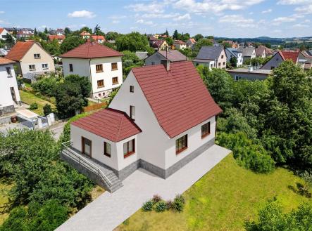 Prodej - dům/vila, 194 m²