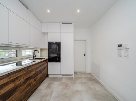 Pronájem bytu, 2+kk, 42 m²
