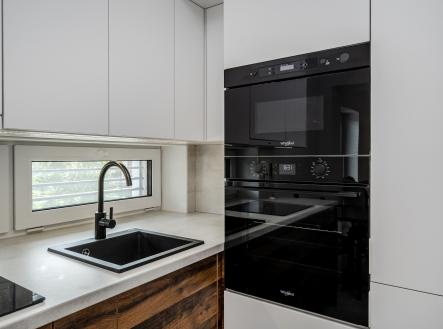 Pronájem bytu, 2+kk, 42 m²