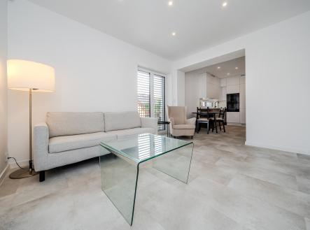 Pronájem bytu, 2+kk, 42 m²
