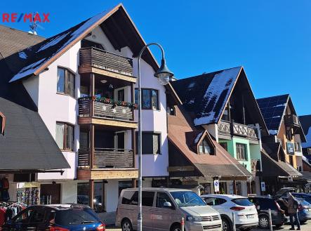 Prodej - obchodní prostor, 99 m²