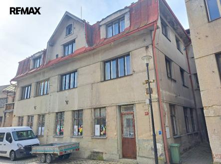 Pronájem skladovací prostor, 185 m²