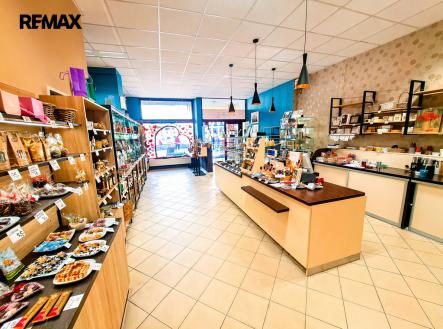 Pronájem obchodní prostory, 90 m²