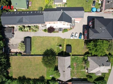  +420 739 604 767 I www.vaclavadamcik.cz I vaclav.adamcik@re-max.cz