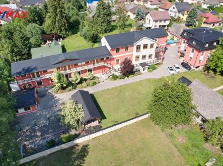  +420 739 604 767 I www.vaclavadamcik.cz I vaclav.adamcik@re-max.cz
