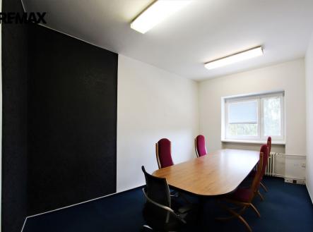 Pronájem kanceláře, 27 m²