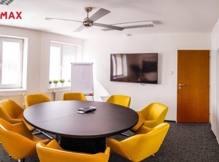 Pronájem jiné, 374 m²