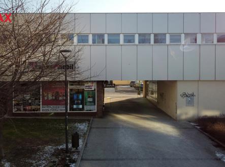 Pronájem - kanceláře, 140 m²