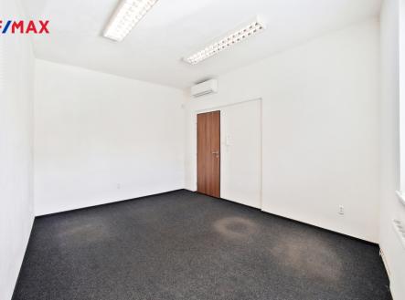 Pronájem - kanceláře, 20 m²