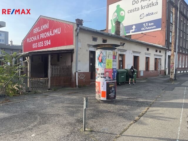 Českobratrská⎟Petr Sonnenschein⎟+420 778 750 999⎟RE/MAX Centrum