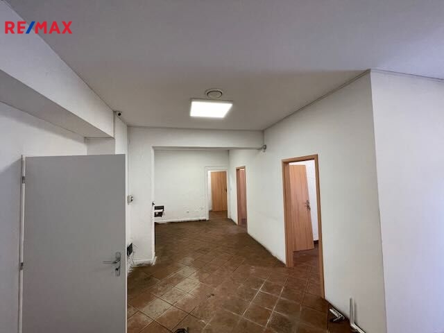 Českobratrská⎟Petr Sonnenschein⎟+420 778 750 999⎟RE/MAX Centrum