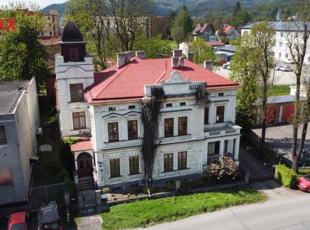 Prodej domu/vily, 350 m² obrázek