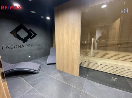 +420 776 335 999, ladislav.urbancik@re-max.cz