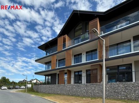 +420 776 335 999, ladislav.urbancik@re-max.cz