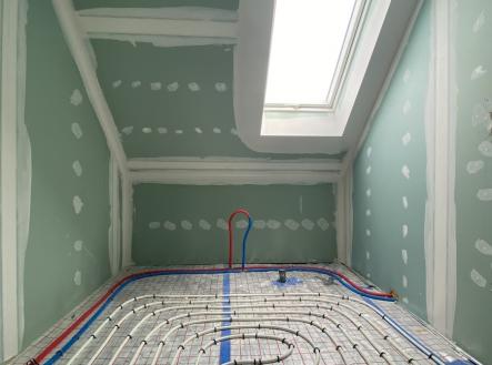 +420 776 335 999, ladislav.urbancik@re-max.cz