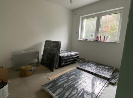 +420 776 335 999, ladislav.urbancik@re-max.cz