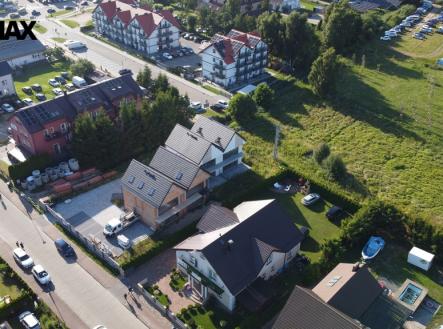 +420 776 335 999, ladislav.urbancik@re-max.cz