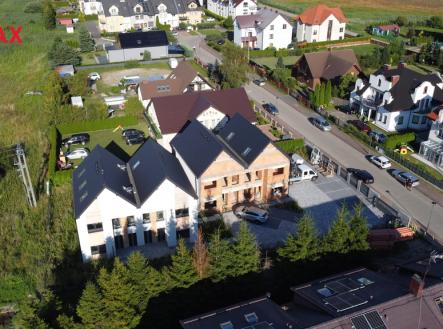 +420 776 335 999, ladislav.urbancik@re-max.cz