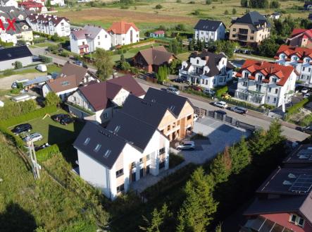 +420 776 335 999, ladislav.urbancik@re-max.cz