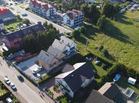 +420 776 335 999, ladislav.urbancik@re-max.cz