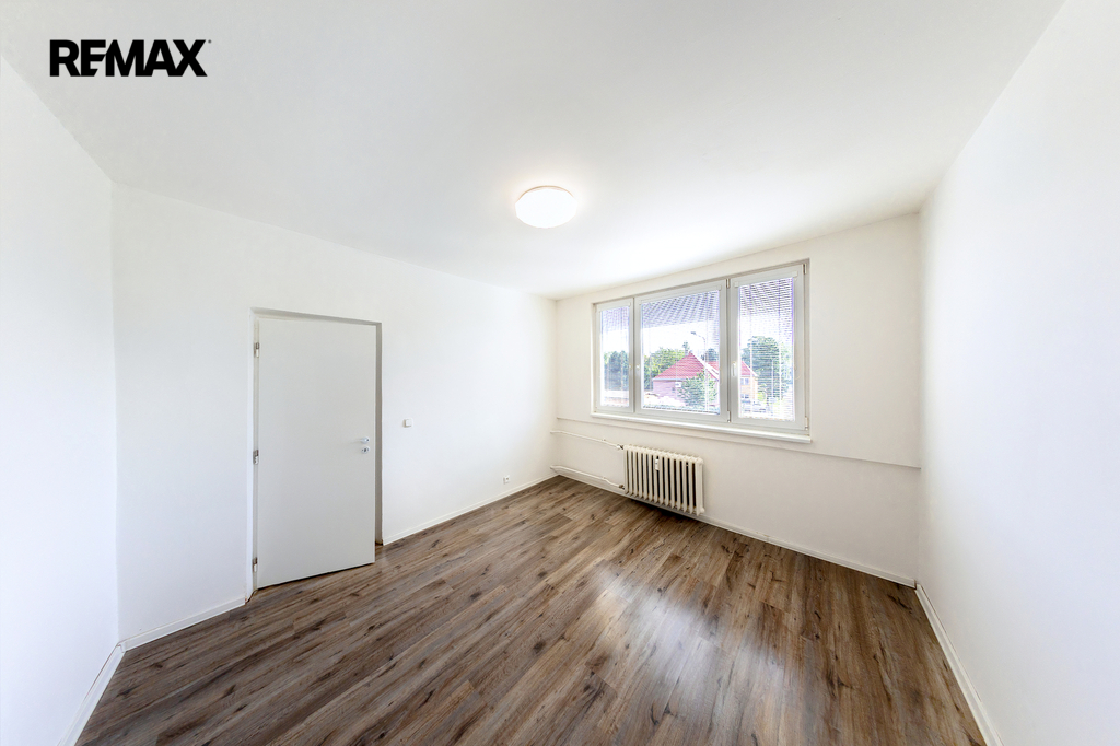 +420 721 415 122 I lucie.krechterova@remax.cz