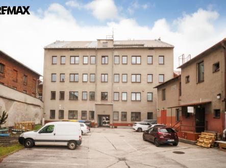 Pronájem kanceláře, 73 m²